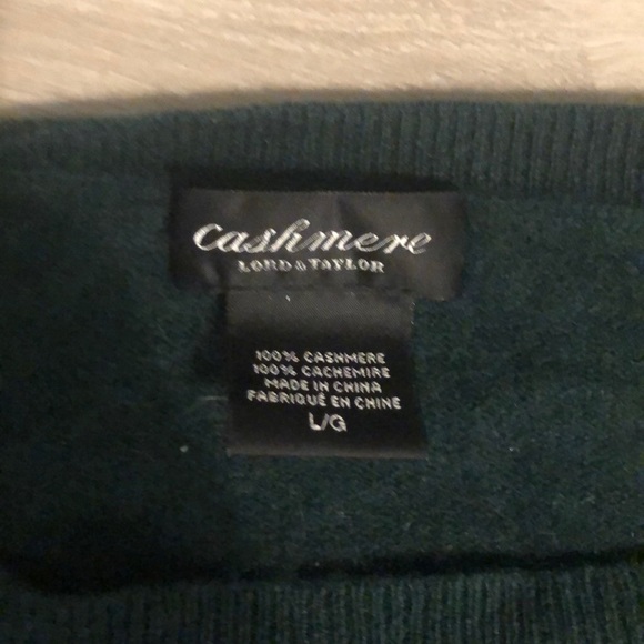 Cashmere Forest Green Lord and Taylor Boxy Sweater - Picture 2 of 4